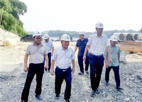 唐峰、何勇到桂東分公司項(xiàng)目開(kāi)展2023年第二季度安全生產(chǎn)質(zhì)量綜合大檢查暨“圍墻內(nèi)圍墻外”和“以包代管”專項(xiàng)檢查