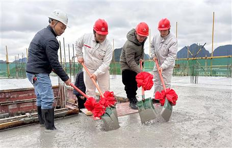 【搶先機(jī) 穩(wěn)開局】桂金分公司項目主體結(jié)構(gòu)順利封頂